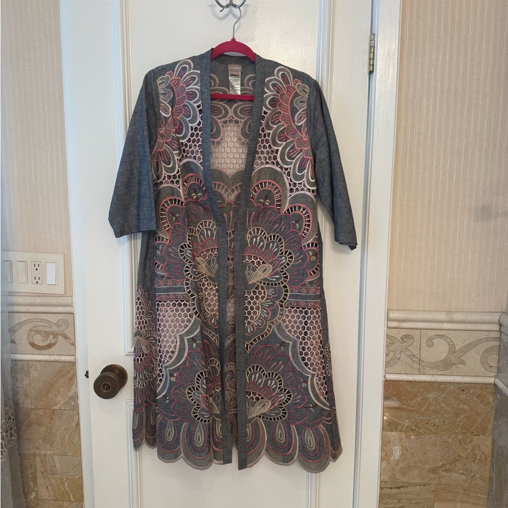 Chico’s Gray and Pink Embroidered Kimono